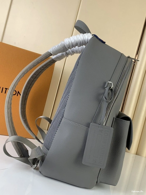 LOUIS TAKEOFF VUITTON BACKPACK 0601